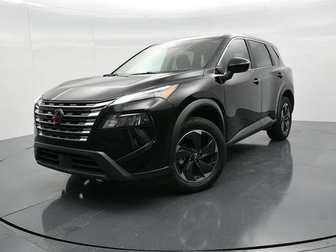 Used 2025 Nissan Rogue SV FWD image 1