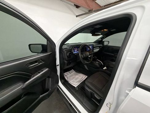 Certified 2023 Chevrolet Colorado Trail Boss w/ Advanced Trailering Package AWD/4WD image 10