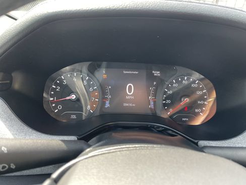 Used 2022 Jeep Compass Latitude AWD/4WD image 17