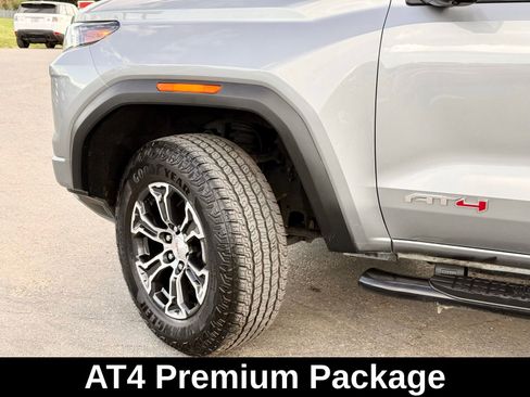 Used 2023 GMC Canyon AT4 w/ AT4 Premium Package AWD/4WD image 6