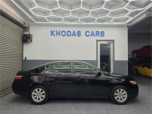 Used 2008 Toyota Camry XLE FWD image 5