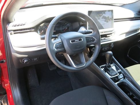 Used 2024 Jeep Compass Sport AWD/4WD image 11