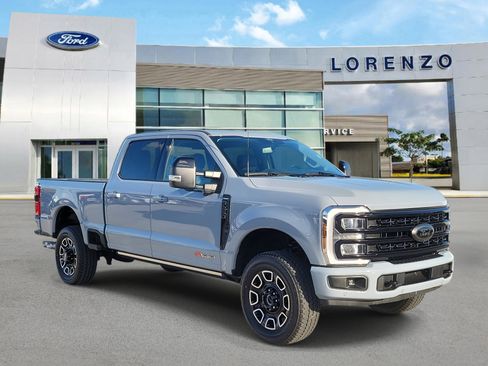 Used 2024 Ford F250 Lariat w/ Lariat Ultimate Package image 3