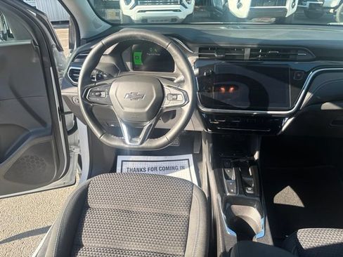 Used 2023 Chevrolet Bolt EUV LT w/ Comfort Package FWD image 22
