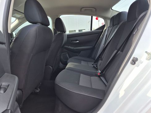 Used 2022 Nissan Sentra SV FWD image 26
