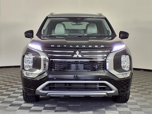 New 2025 Mitsubishi Outlander PLATINUM EDITION image 2