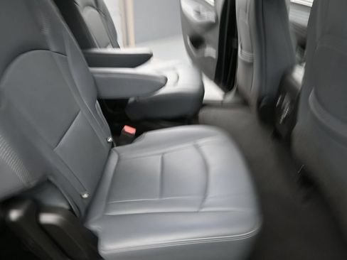 Used 2023 Buick Enclave Essence w/ Experience Buick Package AWD/4WD image 20