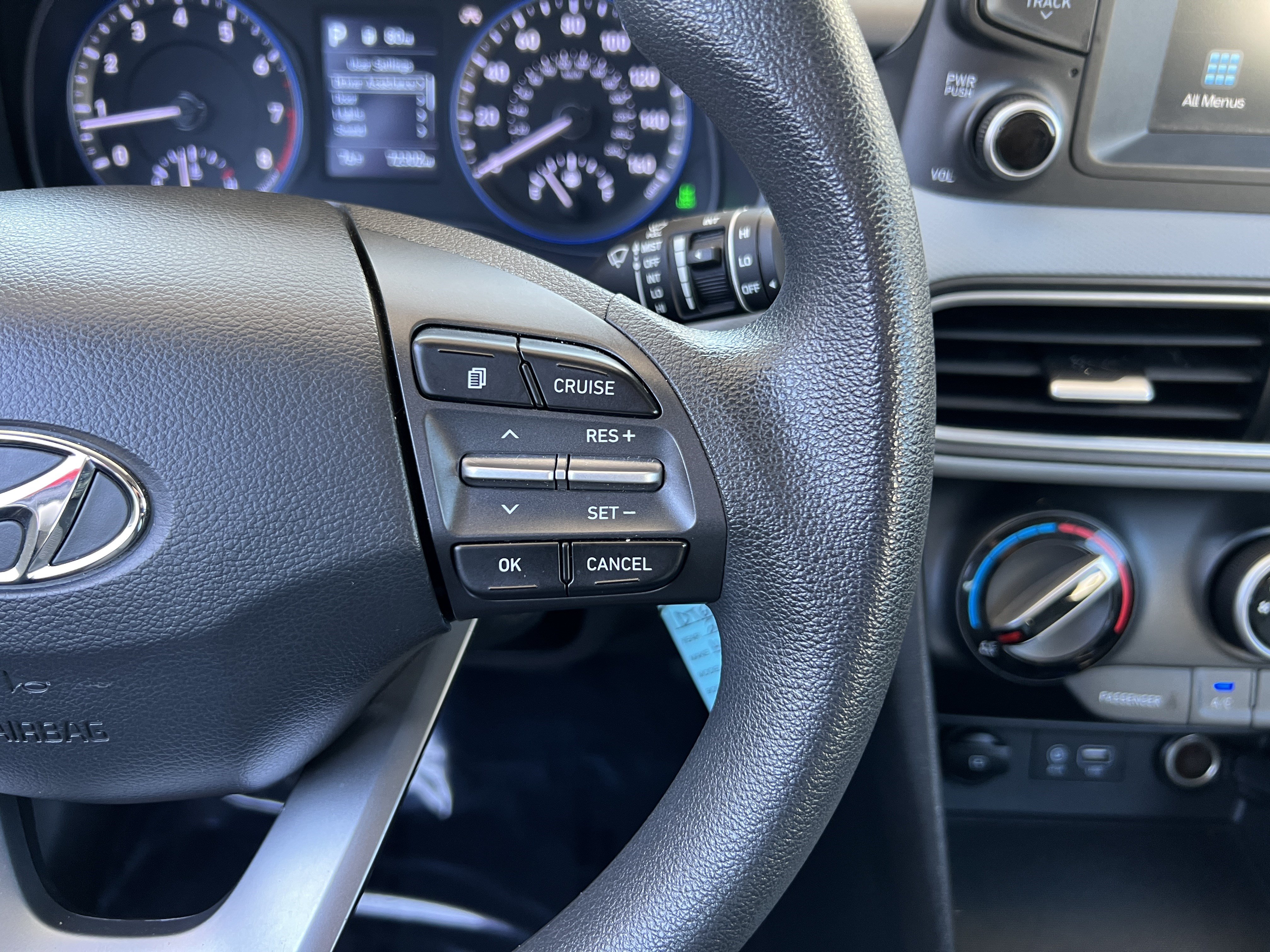 Used 2020 Hyundai Kona SE AWD/4WD image 27
