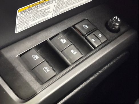 Used 2020 Toyota Tacoma TRD Off-Road image 42