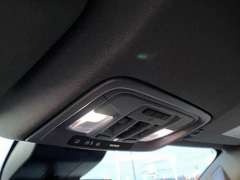 Used 2024 GMC Sierra 1500 Denali w/ Technology Package image 18