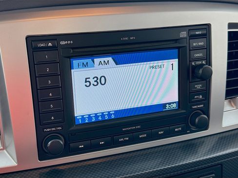 Used 2006 Dodge Ram 1500 Truck 2WD Regular Cab w/ Communication Pkg image 21