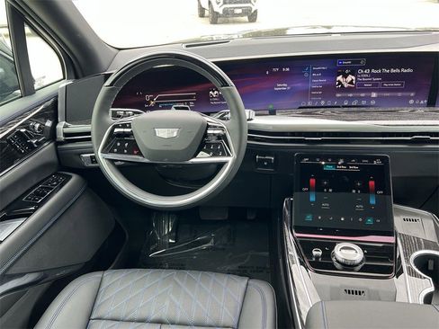 New 2026 Cadillac Escalade IQ Luxury 1 image 11