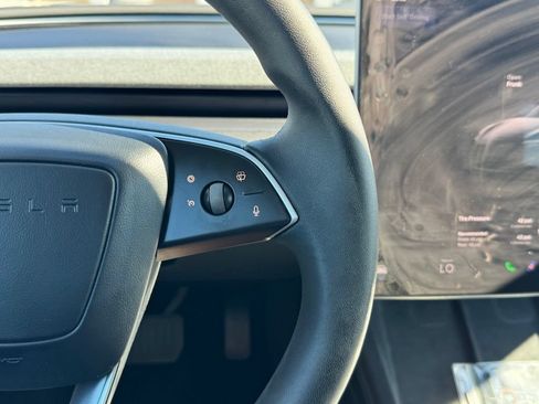 Used 2025 Tesla Model 3 RWD image 9