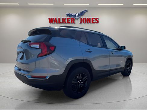 Used 2024 GMC Terrain AT4 w/ Infotainment Package II image 4