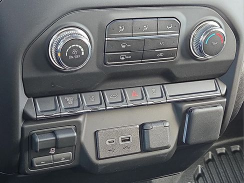 New 2026 GMC Sierra 3500 Pro AWD/4WD image 19