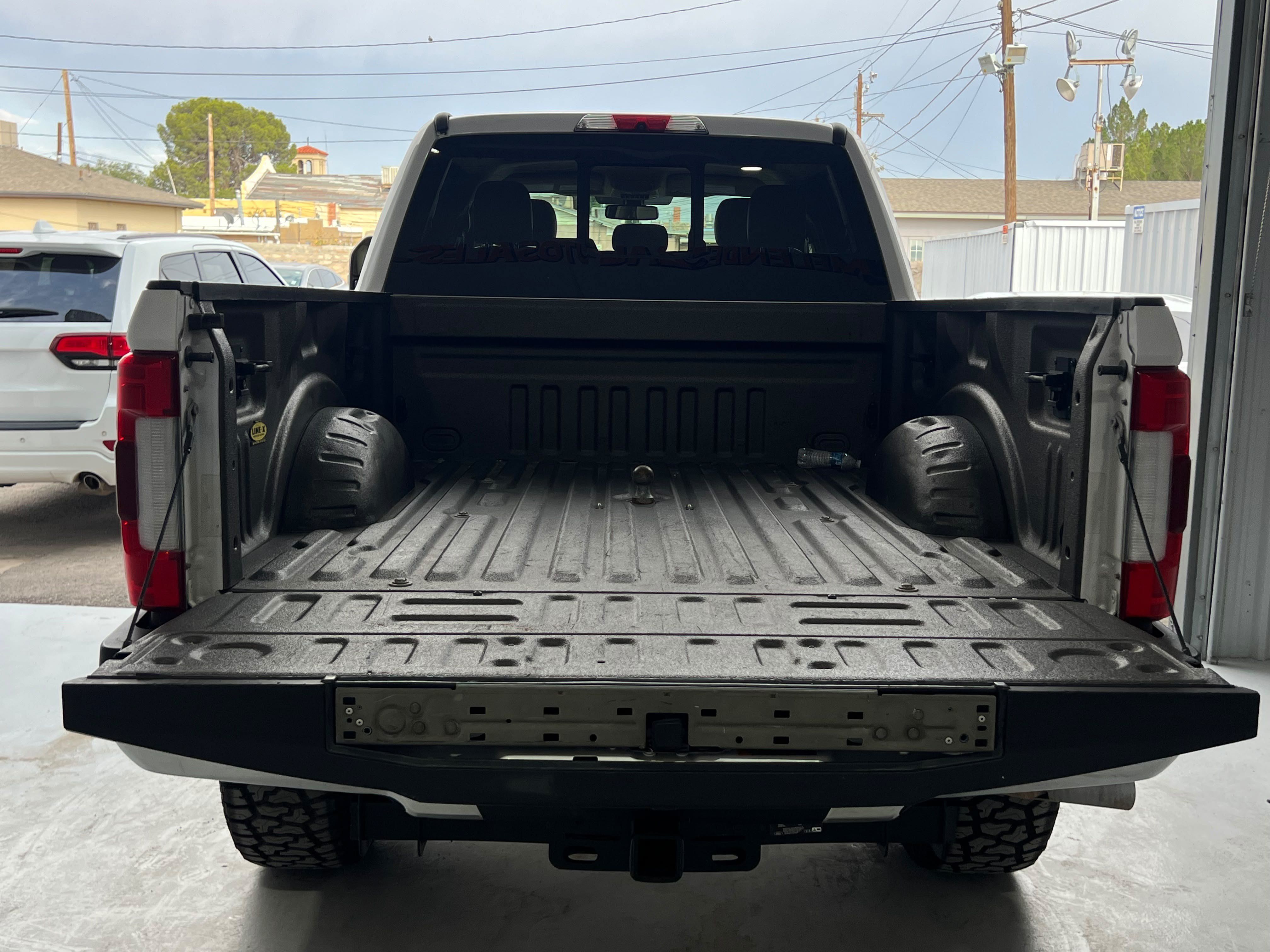 Used 2019 Ford F250 Lariat w/ Lariat Ultimate Package AWD/4WD image 5
