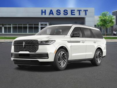 New 2025 Lincoln Navigator Reserve w/ Jet Appearance Package