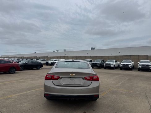 Used 2025 Chevrolet Malibu LT FWD image 20