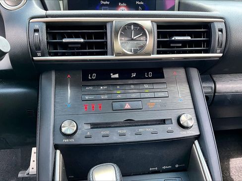 Used 2020 Lexus IS 350 F Sport w/ F Sport Package RWD image 33