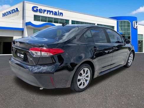 Used 2025 Toyota Corolla LE FWD image 5