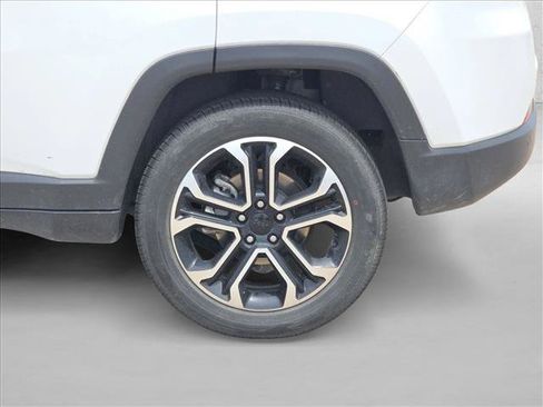 Used 2024 Jeep Compass Limited AWD/4WD image 14