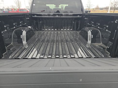 New 2026 Chevrolet Silverado 1500 LT image 18