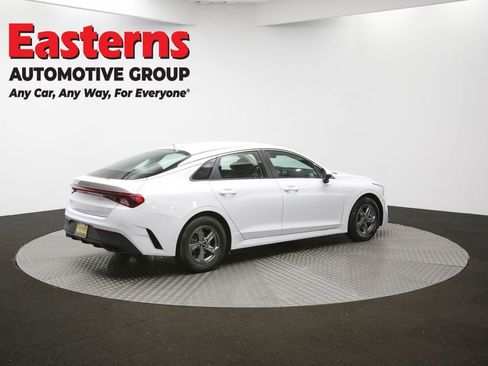 Used 2022 Kia K5 LXS image 40