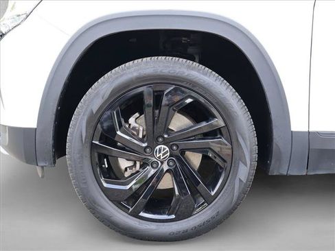 Used 2023 Volkswagen Atlas SE AWD/4WD image 29