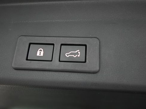 Used 2025 Subaru Ascent Premium AWD/4WD image 20