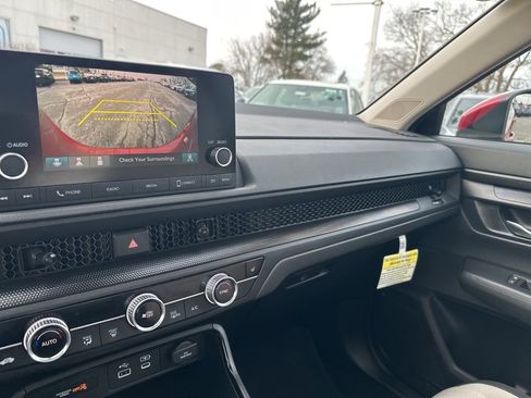 Used 2024 Honda CR-V EX image 27