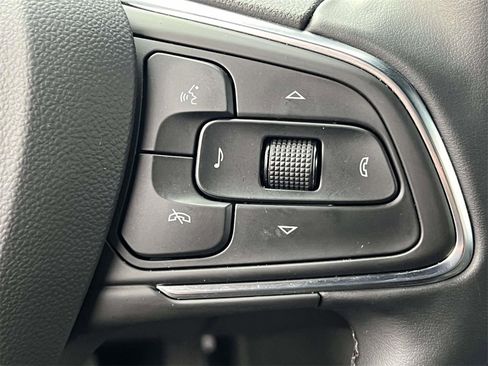 Used 2024 Buick Envista Sport Touring w/ Convenience I Package image 19