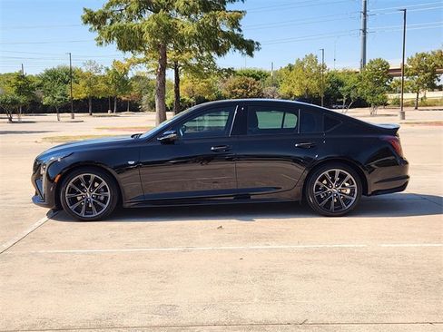 Used 2025 Cadillac CT5 Sport image 4