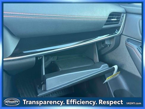 Used 2025 Nissan Rogue SV image 33