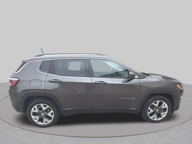 Used 2020 Jeep Compass Limited FWD image 2