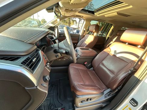 Used 2016 Chevrolet Suburban LTZ image 15