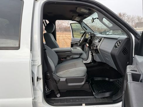Used 2012 Ford F250 XLT AWD/4WD image 13