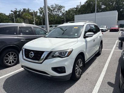 Used 2017 Nissan Pathfinder S