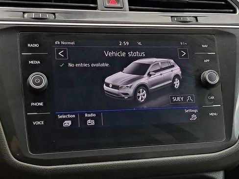 Used 2018 Volkswagen Tiguan SEL w/ 3rd Row Seat Package AWD/4WD image 14