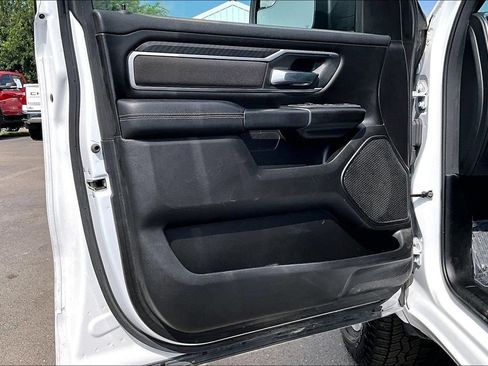 Used 2025 RAM 1500 Big Horn AWD/4WD image 24