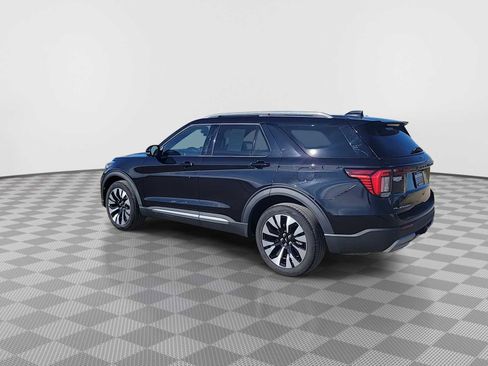 Used 2025 Ford Explorer Platinum w/ LUX Leather Package AWD/4WD image 6