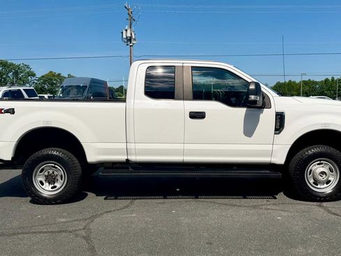 Used 2019 Ford F250 XL w/ Power Equipment Group AWD/4WD image 5