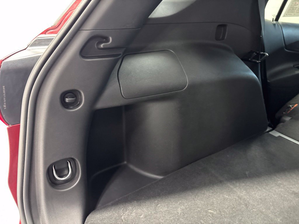 Used 2018 Chevrolet Equinox LT FWD image 39