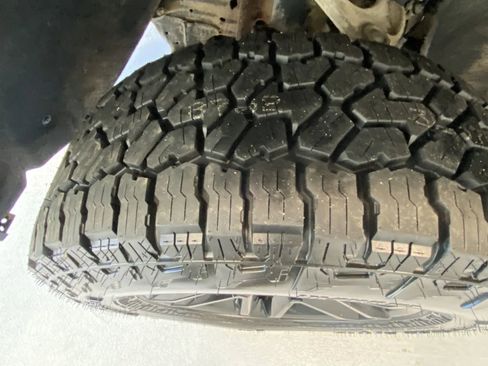 Used 2023 Chevrolet Silverado 1500 LT Trail Boss w/ Protection Package image 41