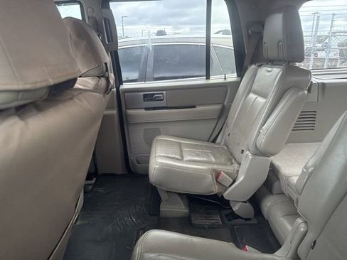 Used 2012 Ford Expedition Limited image 11