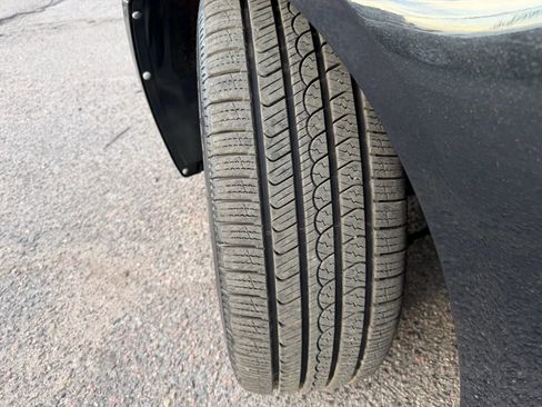 Used 2013 Chrysler 300 S image 12