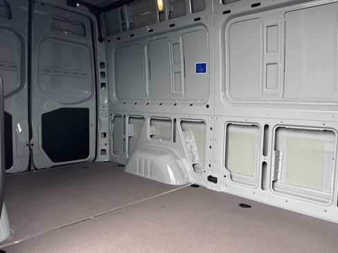 New 2026 Mercedes-Benz Sprinter 2500 image 14