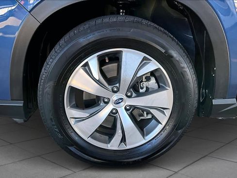 Used 2022 Subaru Ascent Premium w/ Convenience Package image 10