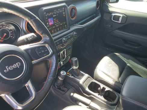 Used 2022 Jeep Gladiator Mojave w/ LED Lighting Group AWD/4WD image 19