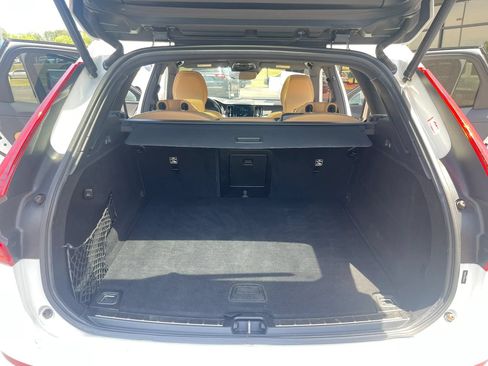 Used 2020 Volvo XC60 T5 Momentum AWD/4WD image 26