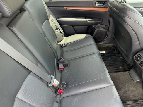Used 2013 Subaru Outback 3.6R Limited AWD/4WD image 16